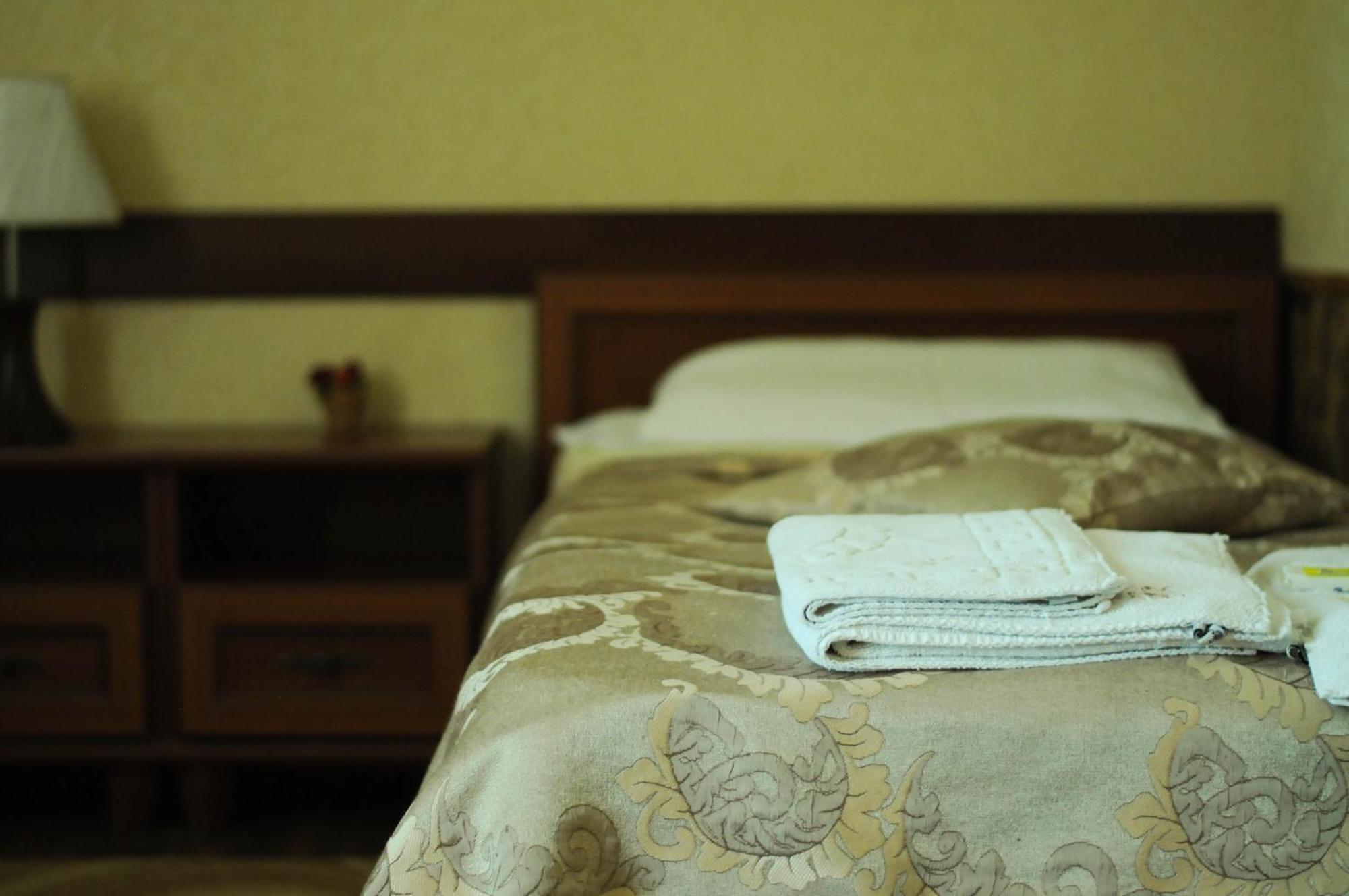 Don Kihot Hotel Novovolyns'k Chambre photo